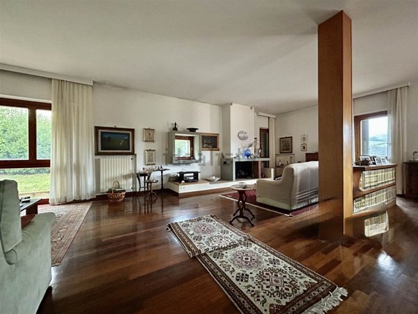 casa indipendente in vendita a Pontassieve