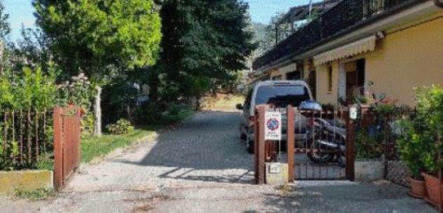 locale commerciale in vendita a Pontassieve