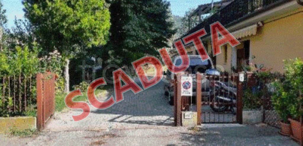 locale commerciale in vendita a Pontassieve