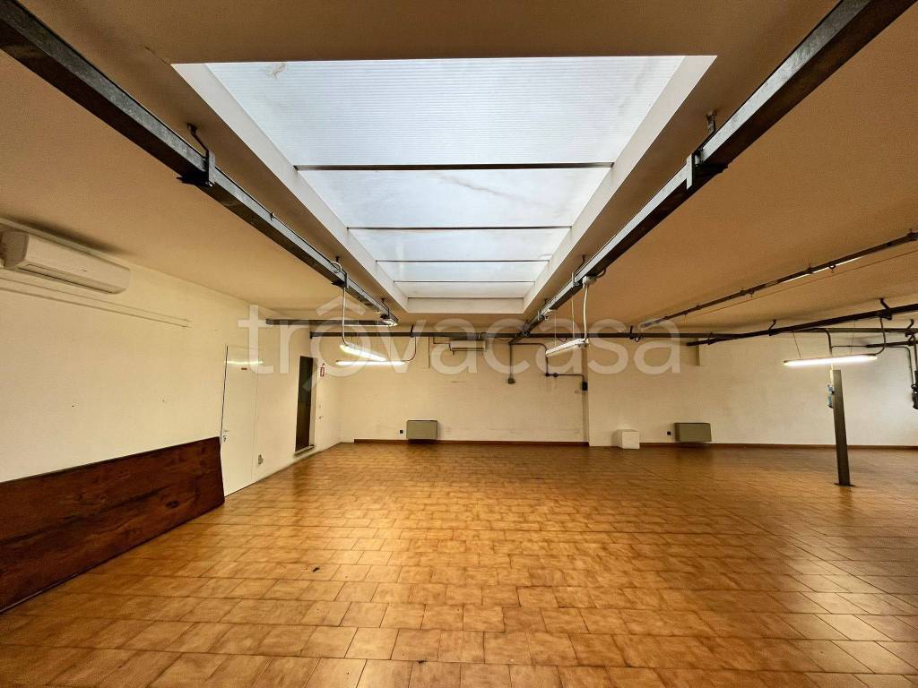 negozio in vendita a Pontassieve