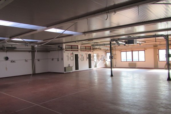 capannone in vendita a Pontassieve