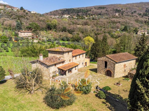 casa indipendente in vendita a Pontassieve in zona Santa Brigida