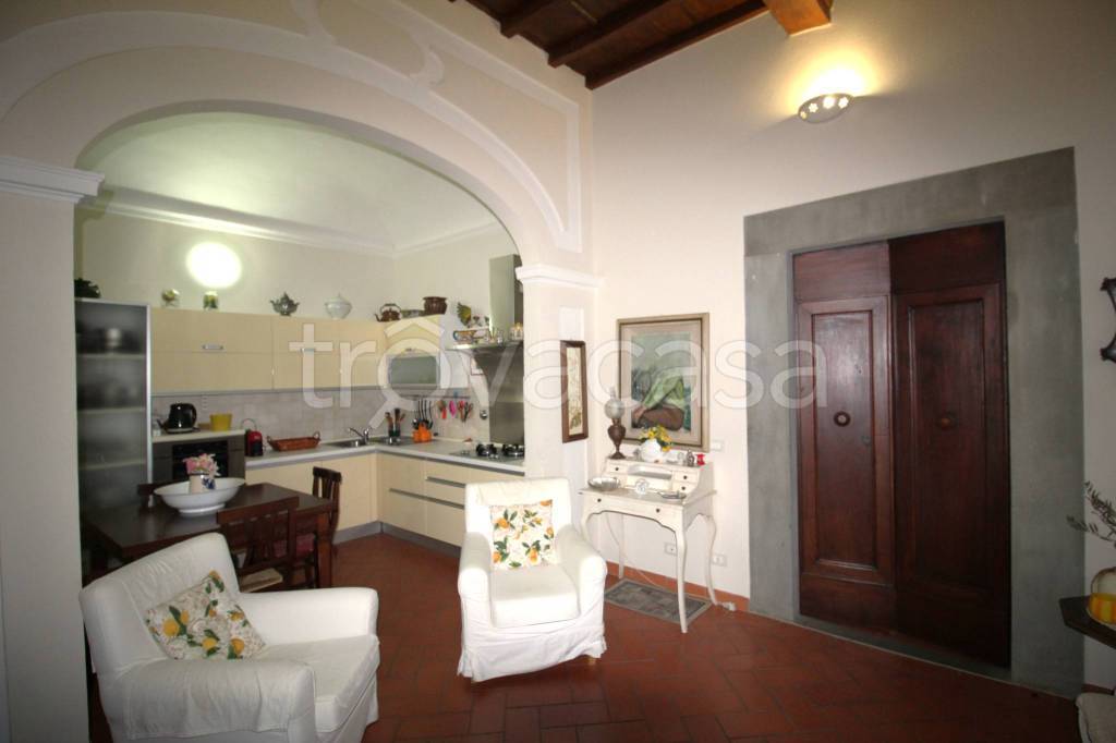 appartamento in vendita a Pontassieve in zona Santa Brigida