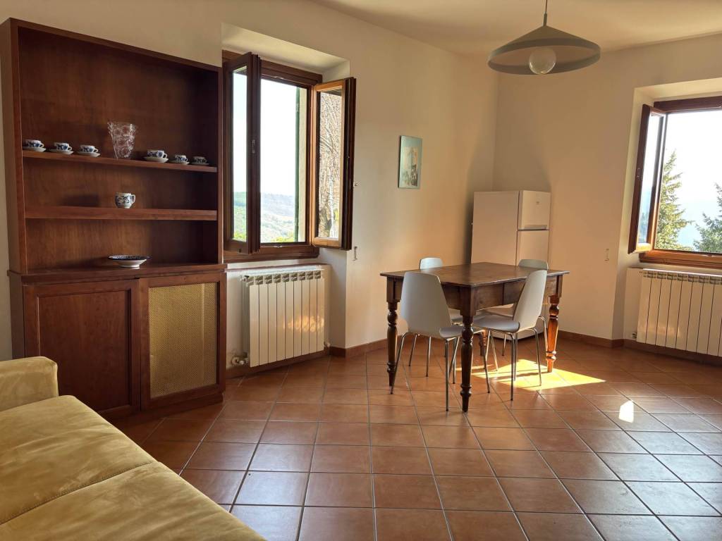 appartamento in vendita a Pontassieve in zona Santa Brigida