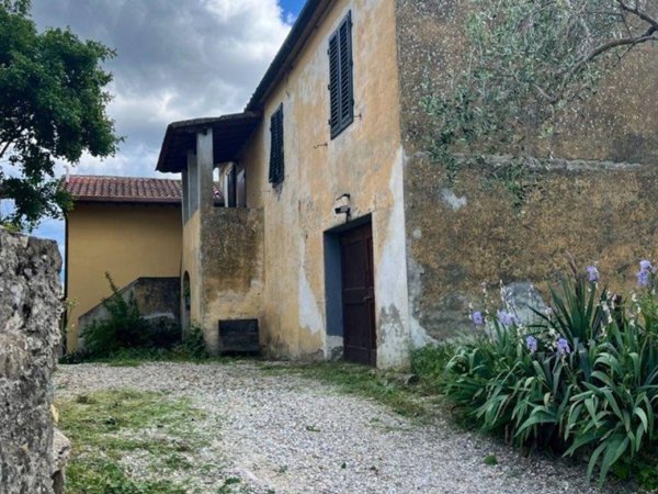 casa indipendente in vendita a Pontassieve