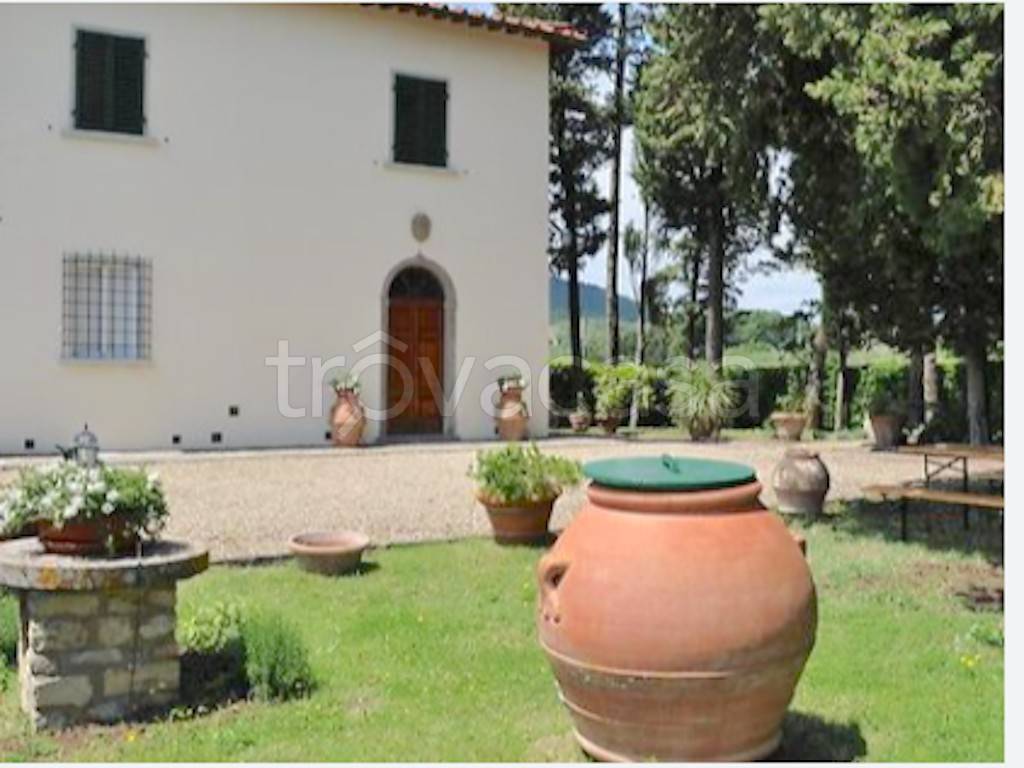 casa indipendente in vendita a Pontassieve