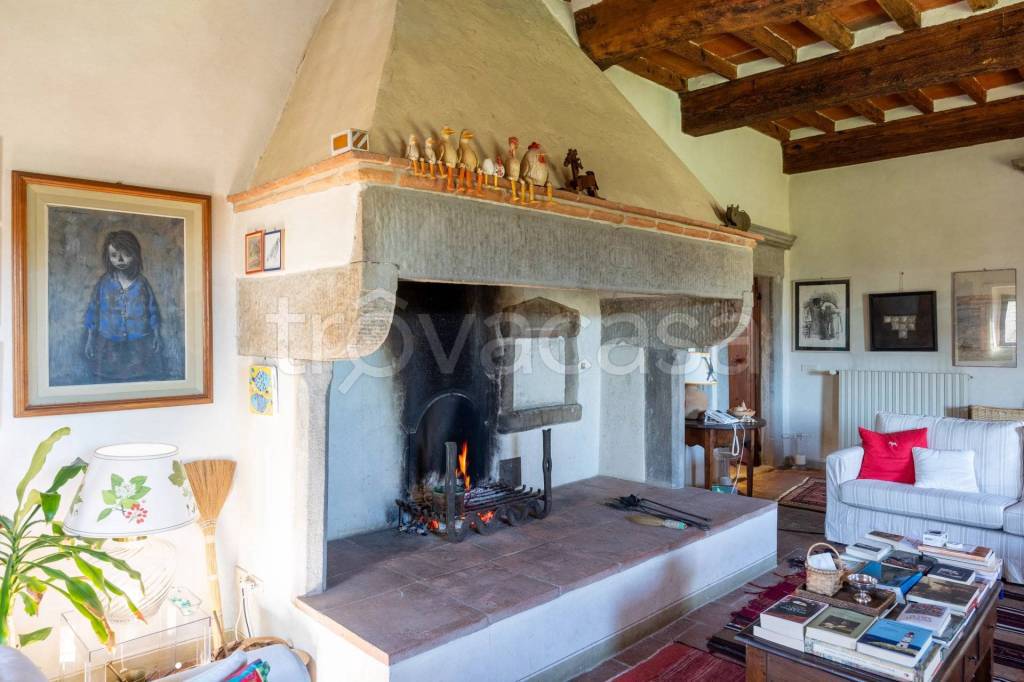 casa indipendente in vendita a Pontassieve