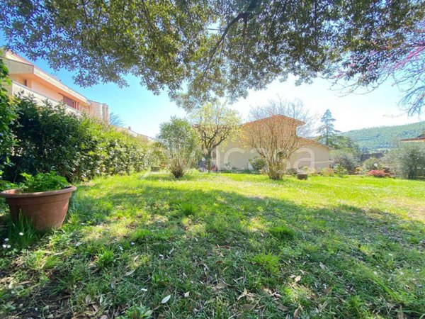 casa indipendente in vendita a Pontassieve in zona Molino del Piano