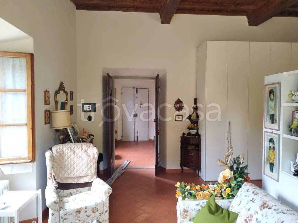 appartamento in vendita a Pontassieve in zona Santa Brigida