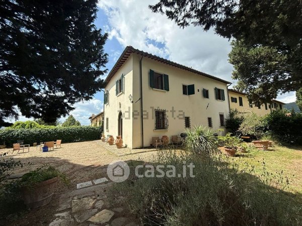 casa indipendente in vendita a Pontassieve