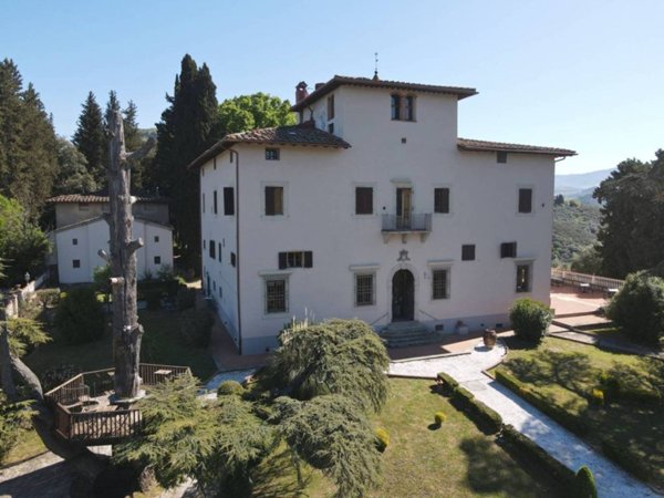 intera palazzina in vendita a Pontassieve