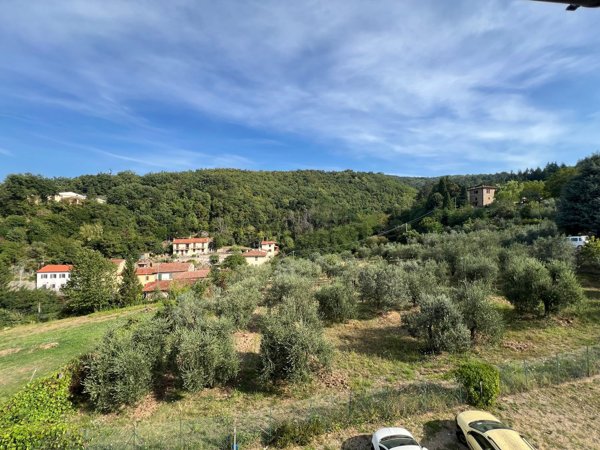 appartamento in vendita a Pontassieve in zona Santa Brigida