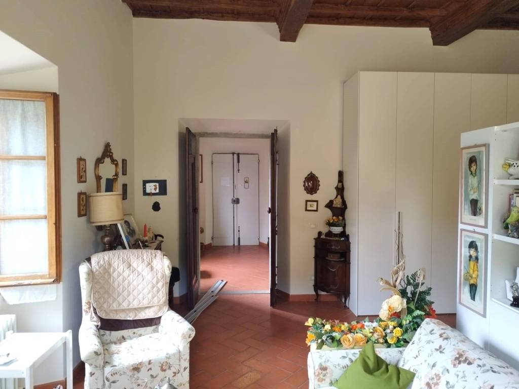 appartamento in vendita a Pontassieve in zona Santa Brigida