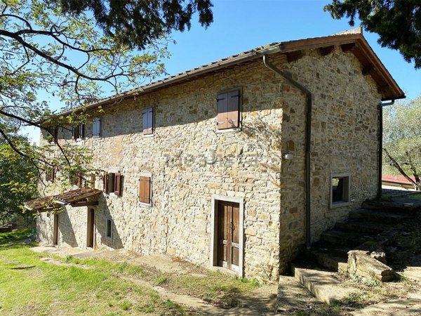 casa indipendente in vendita a Pontassieve