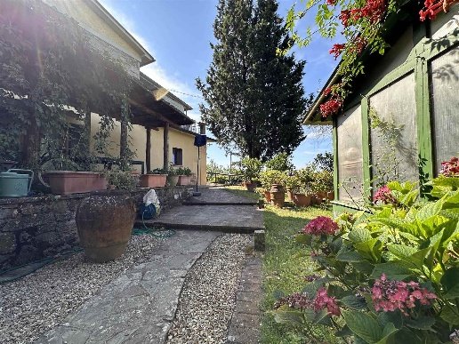 casa indipendente in vendita a Pontassieve in zona Colognole