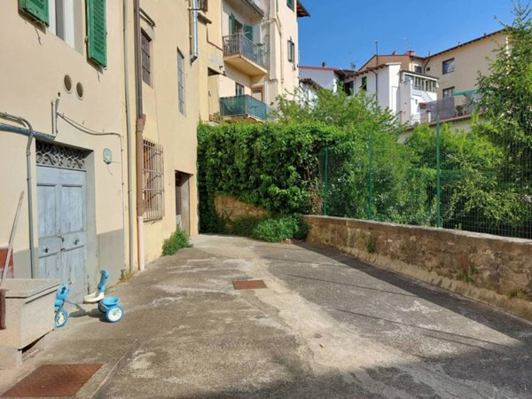 locale di sgombero in vendita a Pontassieve