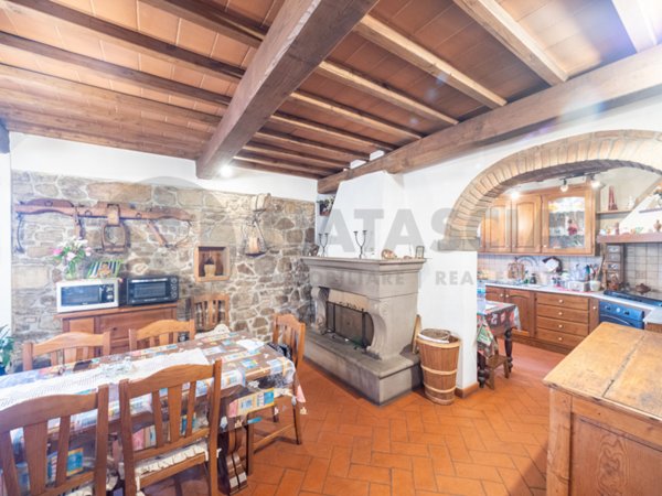 casa indipendente in vendita a Pontassieve in zona Doccia