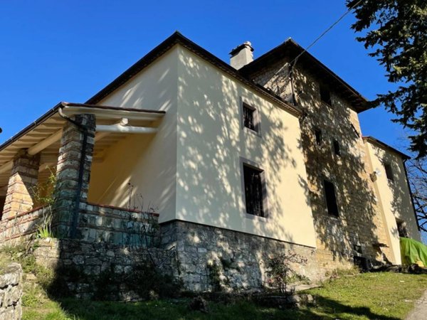 casa indipendente in vendita a Pontassieve