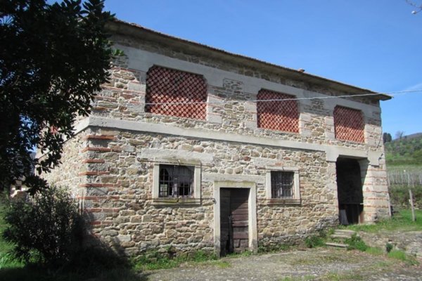 casa indipendente in vendita a Pontassieve in zona Colognole