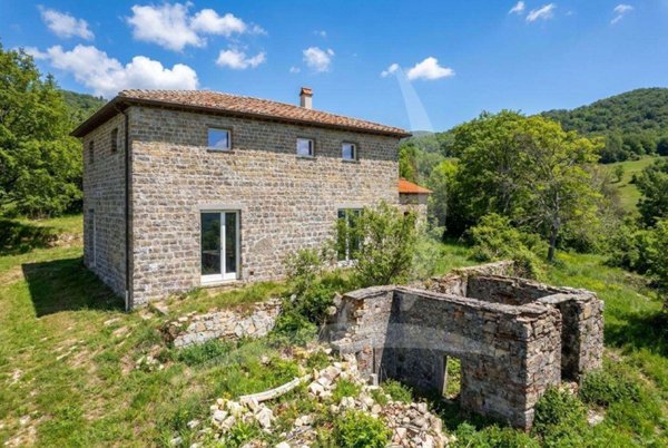 casa indipendente in vendita a Pontassieve
