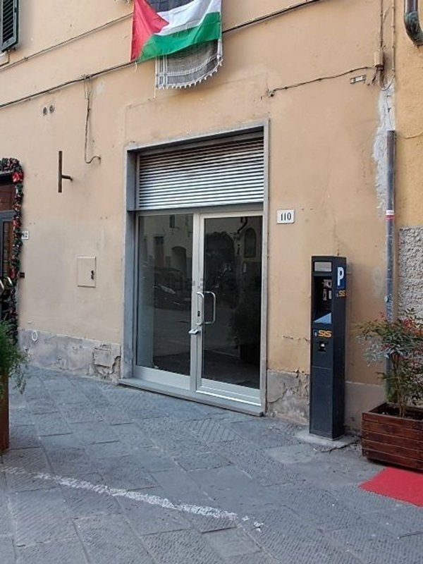 locale commerciale in vendita a Pontassieve in zona Montebonello