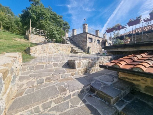 casa indipendente in vendita a Pontassieve