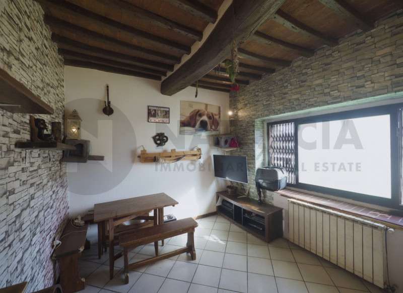 appartamento in vendita a Pontassieve in zona Le Falle