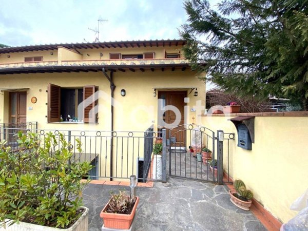 casa indipendente in vendita a Reggello in zona Cascia