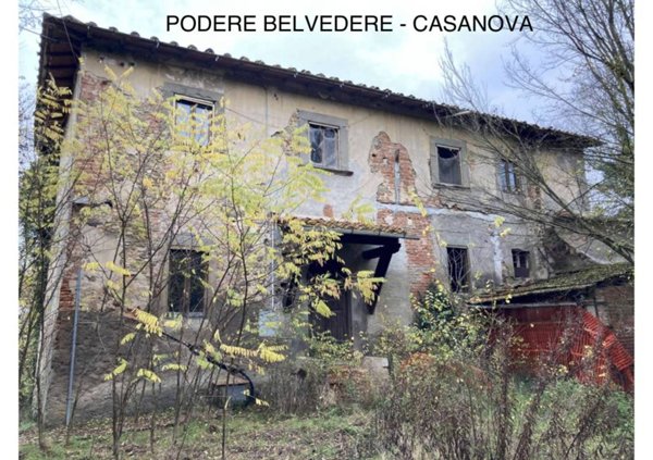 casa indipendente in vendita a Reggello