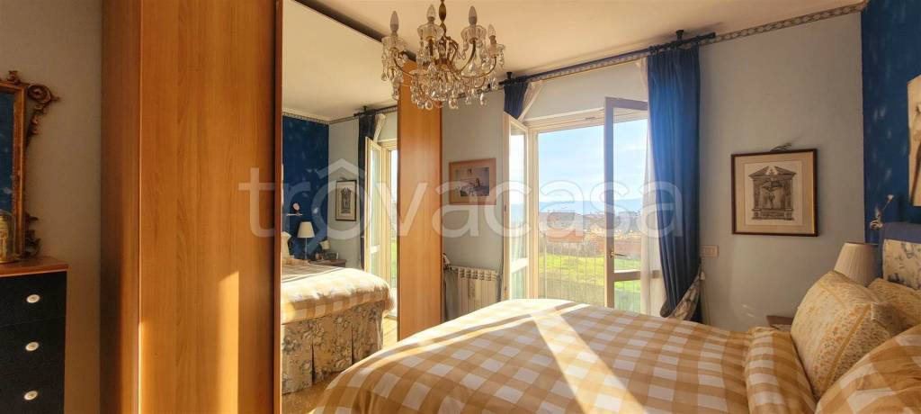casa indipendente in vendita a Reggello