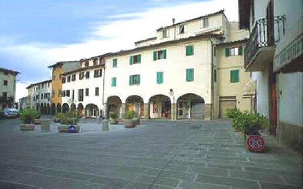 appartamento in vendita a Reggello in zona Pietrapiana