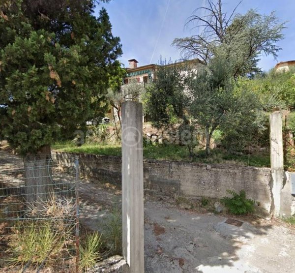 casa indipendente in vendita a Reggello