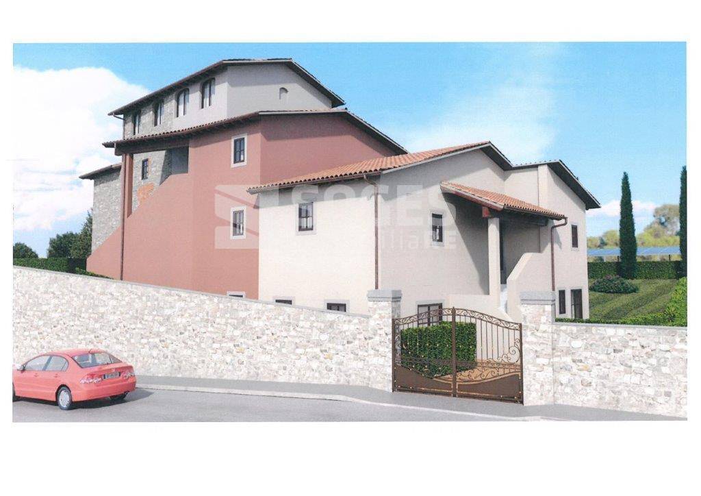 appartamento in vendita a Reggello in zona Leccio