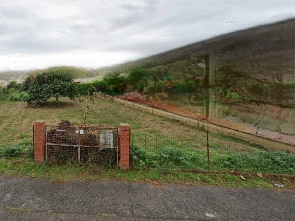 terreno agricolo in vendita a Reggello in zona Matassino