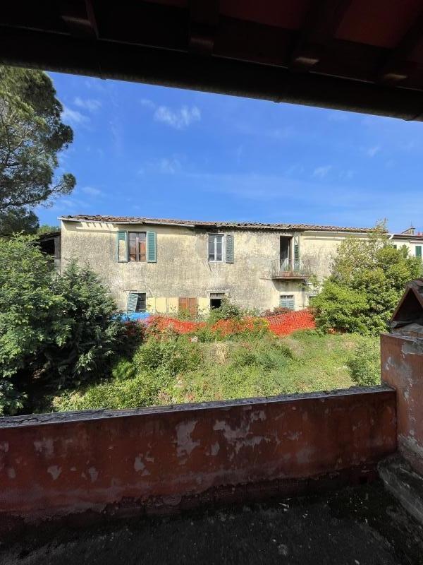 casa indipendente in vendita a Reggello