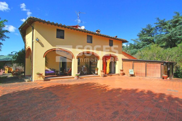 casa semindipendente in vendita a Reggello in zona Leccio