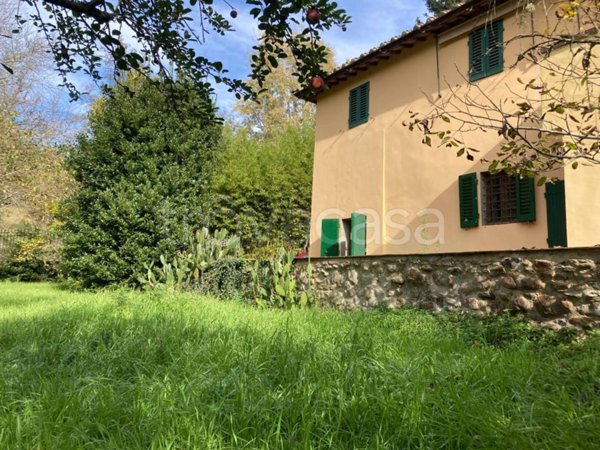 appartamento in vendita a Reggello in zona Montanino