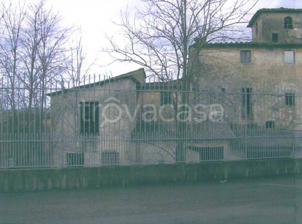 casa indipendente in vendita a Reggello in zona Leccio