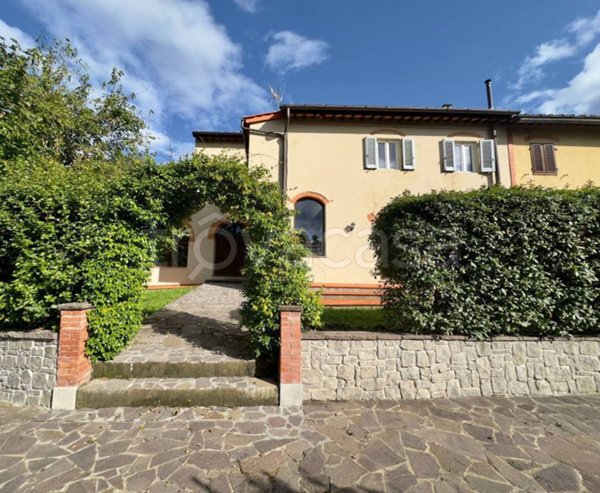 casa indipendente in vendita a Reggello in zona Leccio