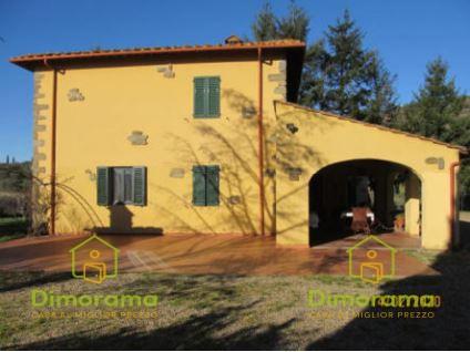 casa indipendente in vendita a Reggello