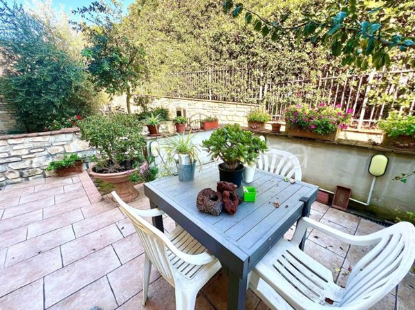 casa indipendente in vendita a Reggello in zona Cascia
