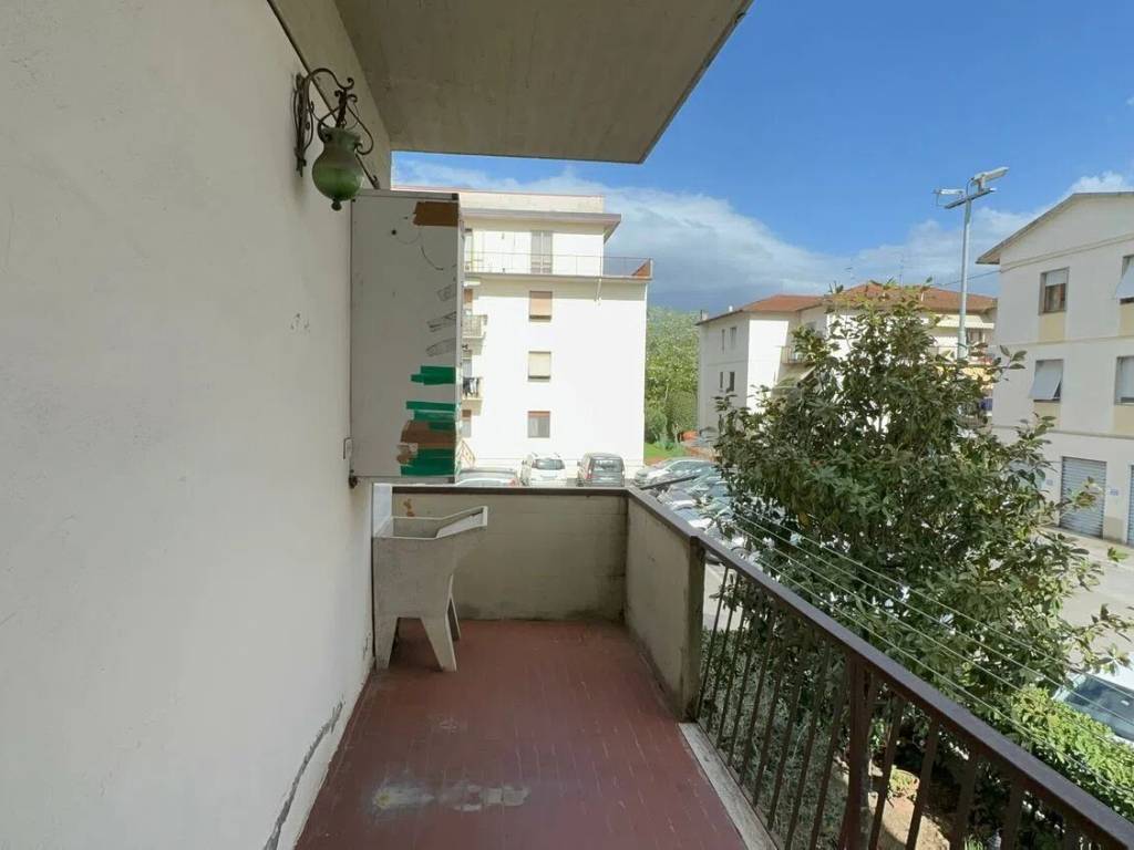 appartamento in vendita a Reggello in zona Ciliegi