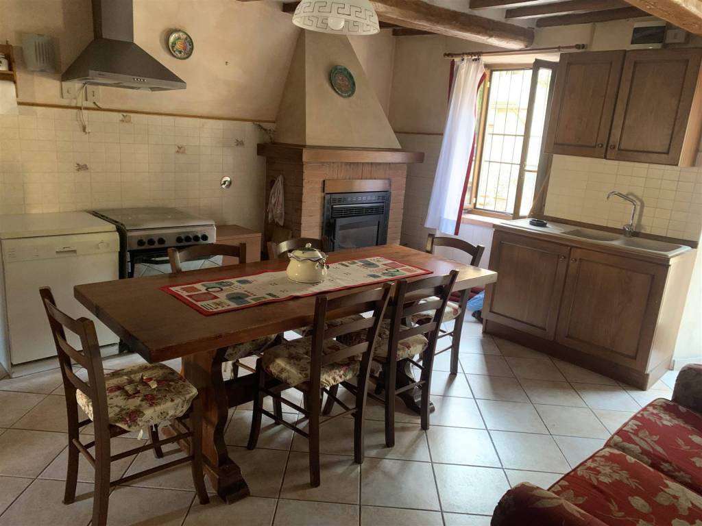 appartamento in vendita a Reggello in zona Tosi