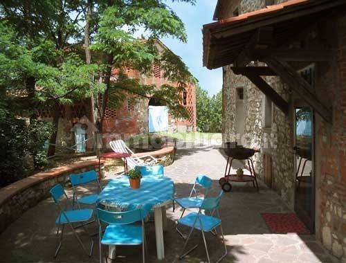 casa indipendente in vendita a Reggello in zona Leccio