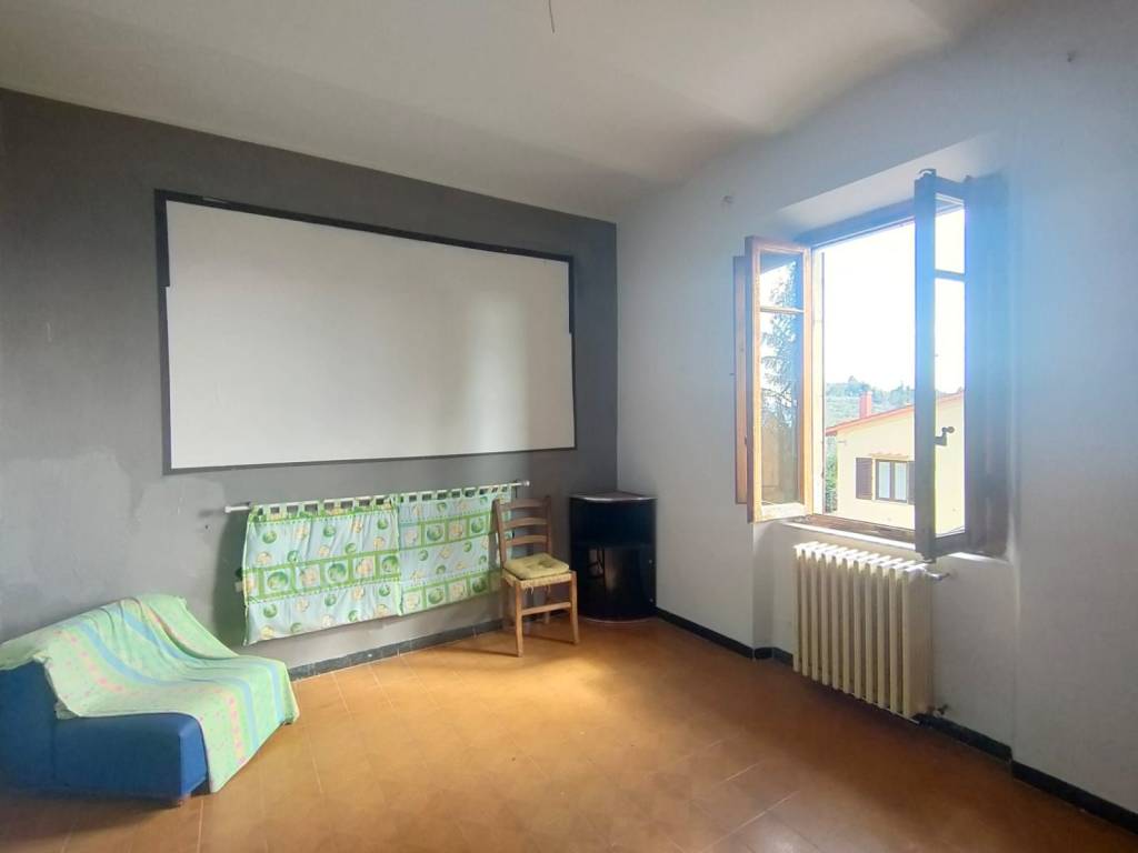casa indipendente in vendita a Reggello