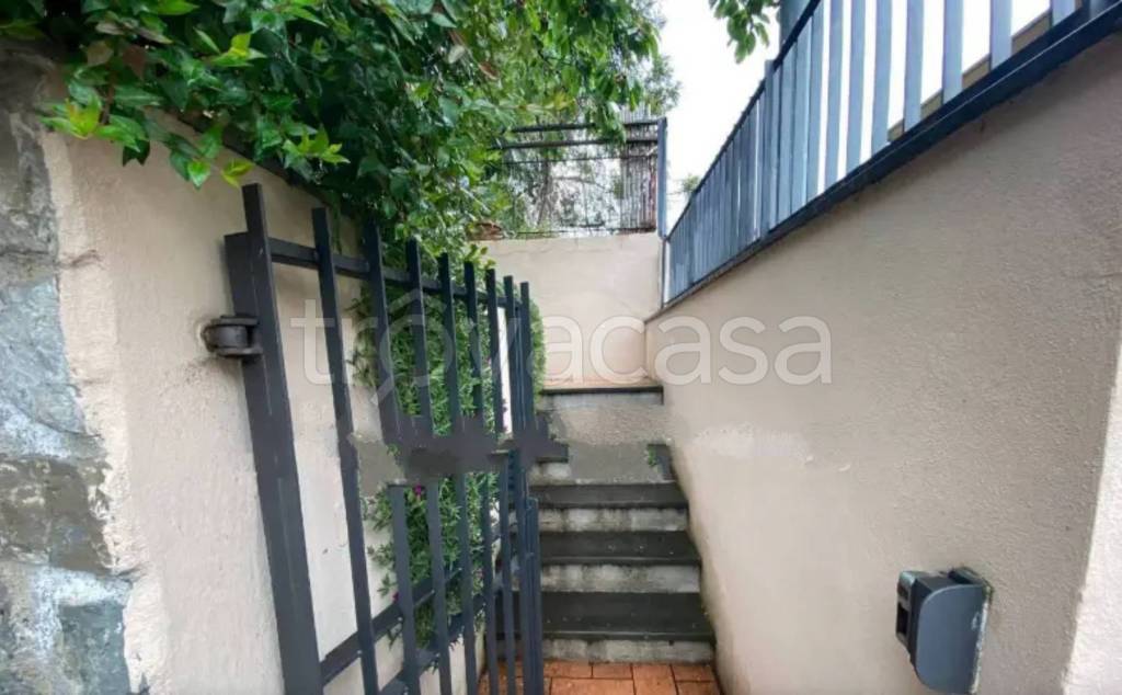 casa indipendente in vendita a Reggello