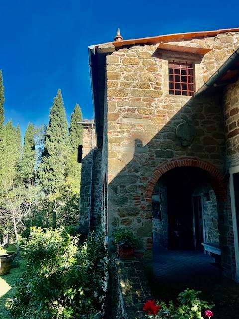 casa indipendente in vendita a Reggello in zona Donnini