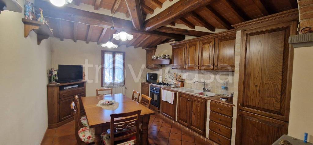appartamento in vendita a Reggello in zona Cascia