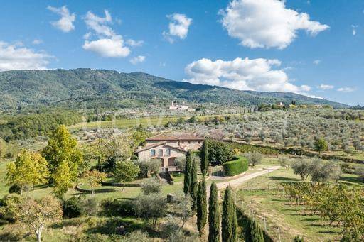 casa indipendente in vendita a Reggello in zona Donnini