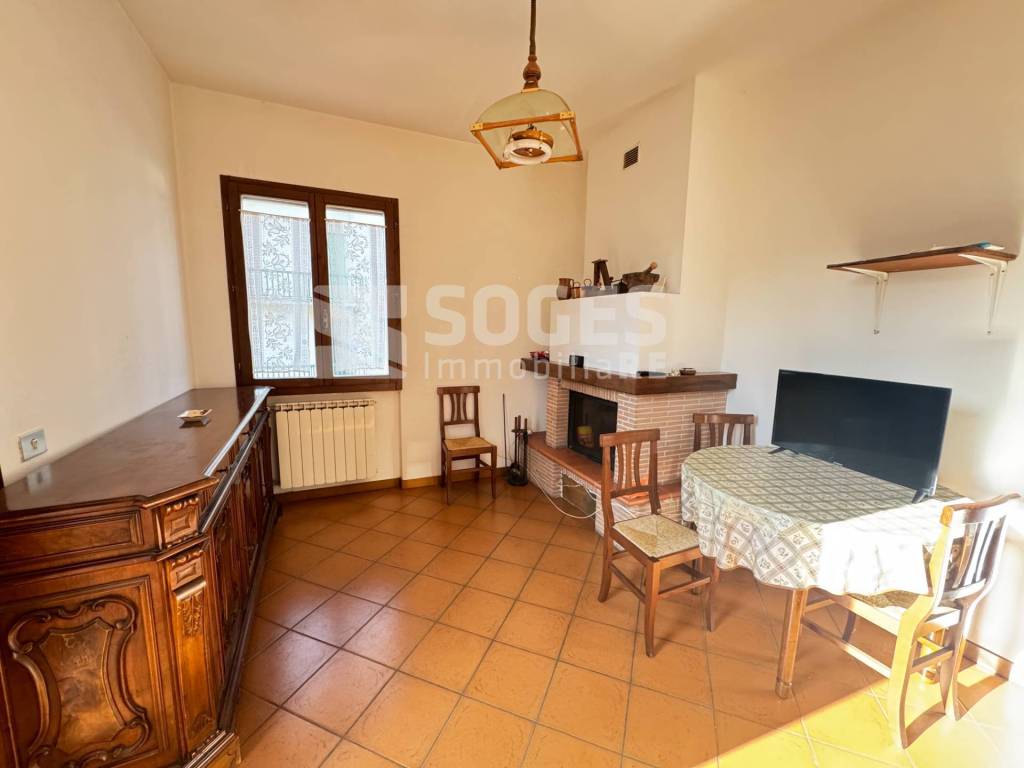 appartamento in vendita a Reggello in zona Montanino